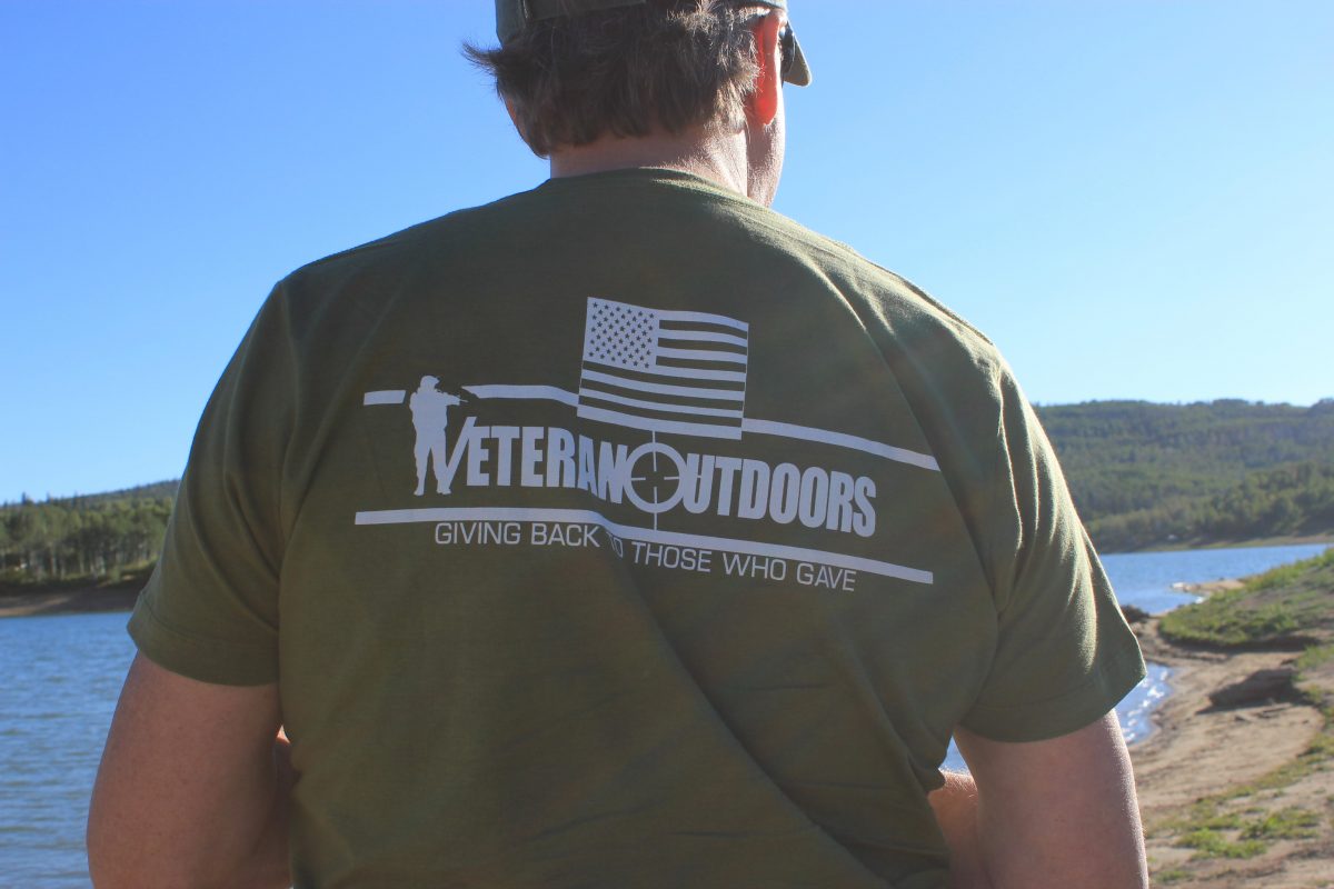 Man wearing a Veteran Outdoors T-shirt